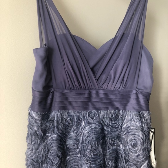 Evening gown - Picture 3 of 3